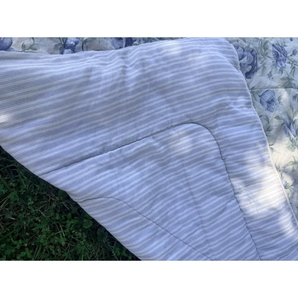 Cannon Queen Full Blue Floral Cotton Bedding Comforter Reversible Stripes